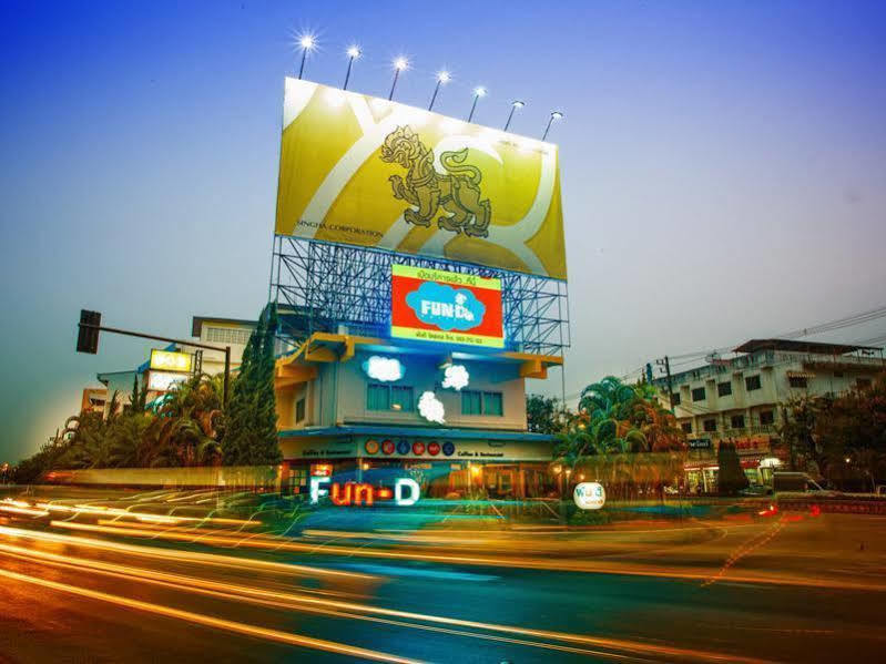 Fun-D Hostel צ'יאנג ריי מראה חיצוני תמונה